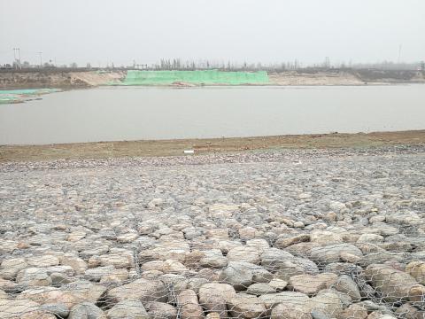 宾格石笼网护坡